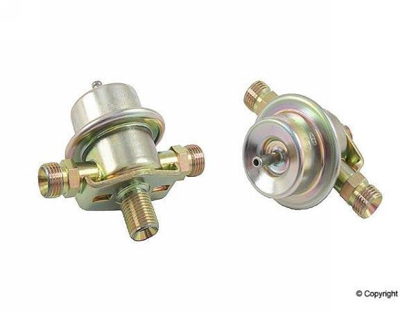 Porsche 928 GTS Fuel Pressure Damper